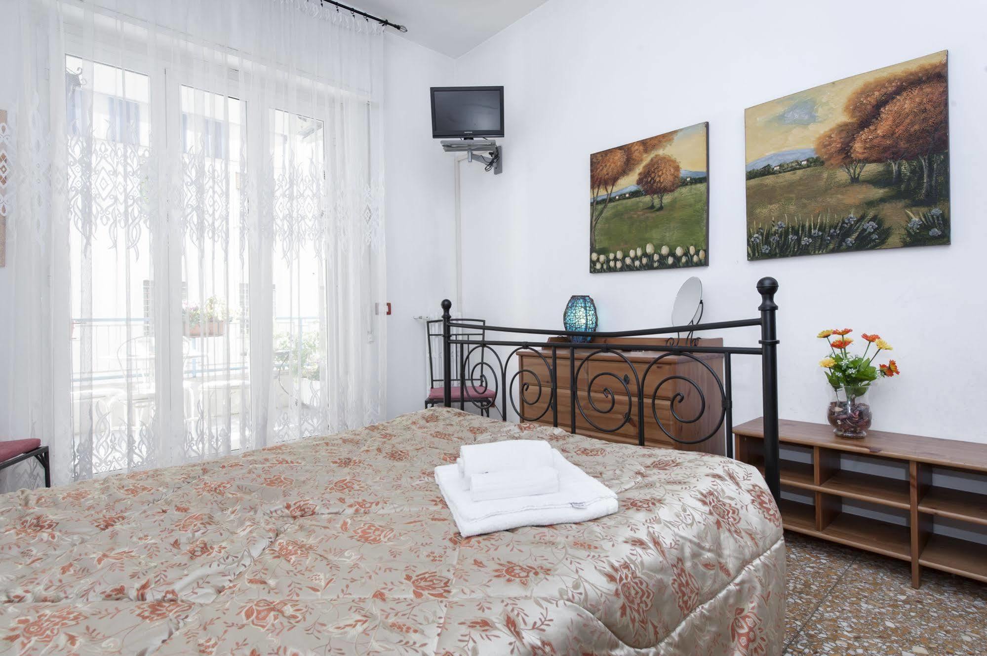 B&B A Room For Holiday Rome Exterior photo